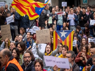 در صورت ادامه دار شدن تظاهرات در کاتالونیا ، ال کلاسیکو 27 آذر چه خواهد شد ؟!