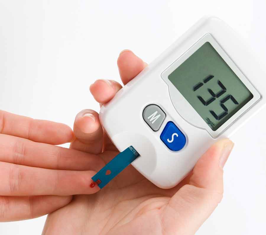 23 درصد افراد بالای 35 سال دچار دیابت هستند - 23% of people over the age of 35 have diabetes 23 درصد افراد بالای 35 سال دچار دیابت هستند - 23% of people over the age of 35 have diabetes