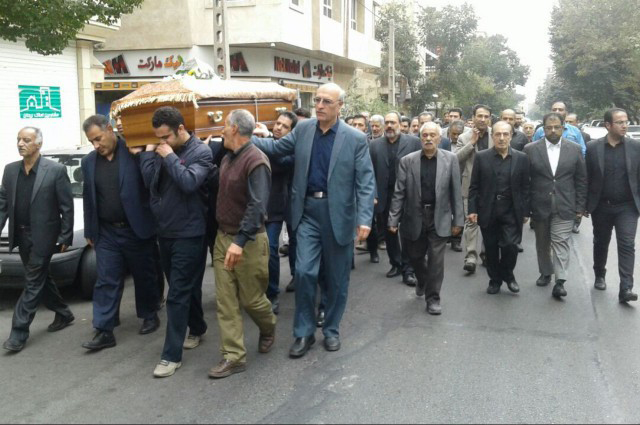 مراسم تشییع پیکر معاون نیروگاهی سازمان انرژی اتمی برگزار شد