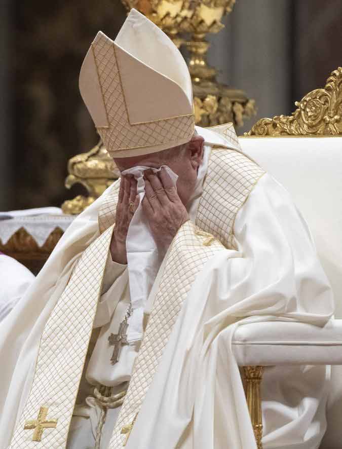 پاپ فرانسیس در مراسم انتخاب کاردینال‌های جدید کلیسای کاتولیک در کلیسای سنت‌پترز واتیکان