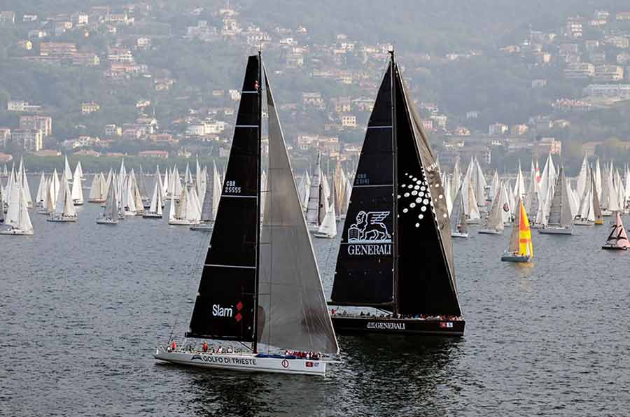 مسابقه قایق‌های بادبانی در ایتالیا