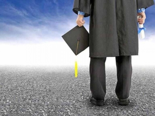 دانشجویان برای تاخیر در بیکاری ترجیح می‌دهند در آزمون دکتری شرکت کند