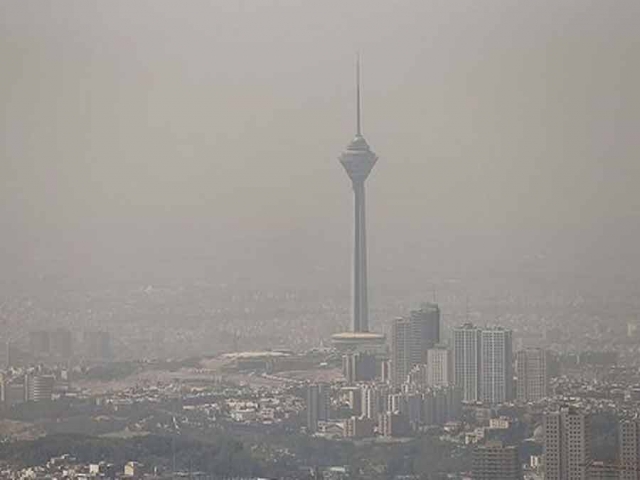 به علت آلودگی هوا، دانشگاه‌ها و مدارس تهران فردا تعطیل شد