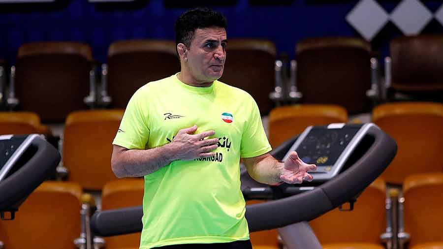 بنا اردوی فرنگی را تعطیل کرد - Bana closed greco-roman wrestling camp بنا اردوی فرنگی را تعطیل کرد - Bana closed greco-roman wrestling camp