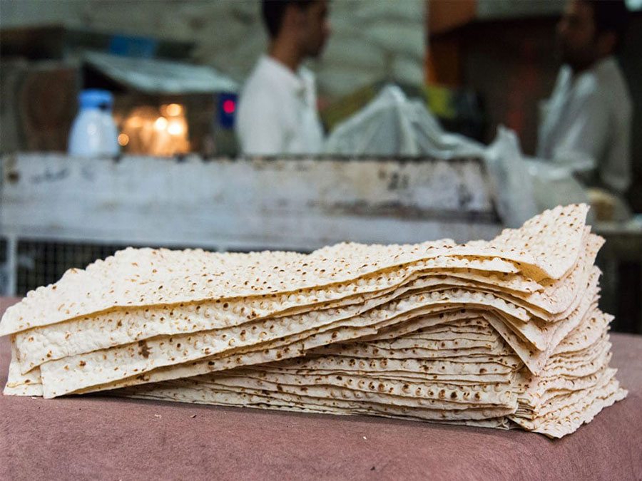 گرانترین نانها مربوط به تهران است - The most expensive bread belongs to Tehran گرانترین نانها مربوط به تهران است - The most expensive bread belongs to Tehran