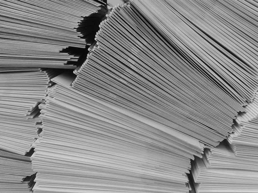 قیمت انواع کاغذ نصف شد - The price of all kinds of paper halved