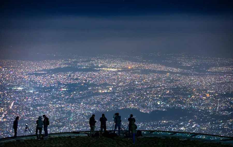نمایی دیدنی از پایتخت نپال شهر کاتماندو در شب