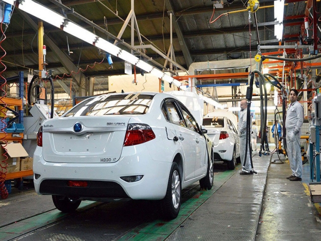تولید خودرو در 8 ماهه امسال 32 درصد کاهش یافت