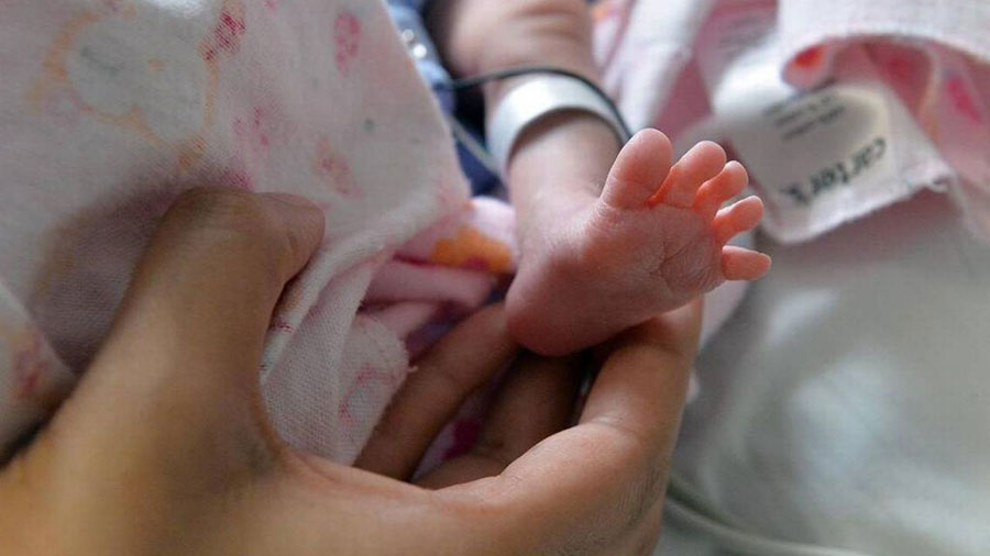 مرخصی زایمان بانوان پزشک 9 ماه باقی می‌ماند - childbirth leave for women doctors lasts for 9 months