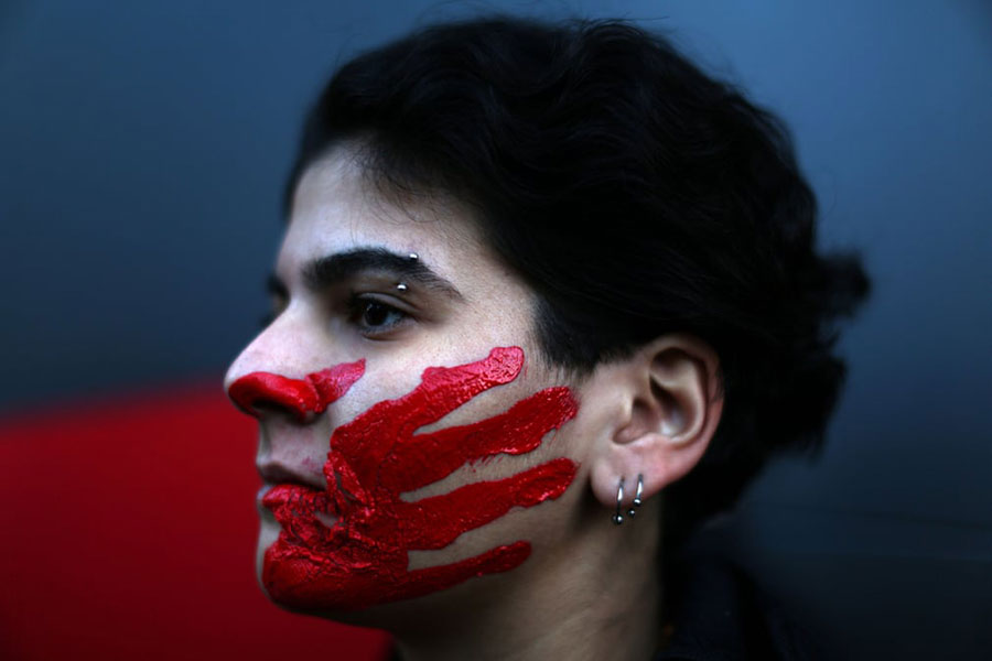 تظاهرات زنان لبنانی علیه تجاوز و آزار جنسی و خشونت خانگی