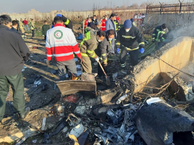 جان باختن تمام 167 مسافر و 9 خدمه هواپیمای سقوط کرده اوکراینی جان باختن تمام 167 مسافر و 9 خدمه هواپیمای سقوط کرده اوکراینی