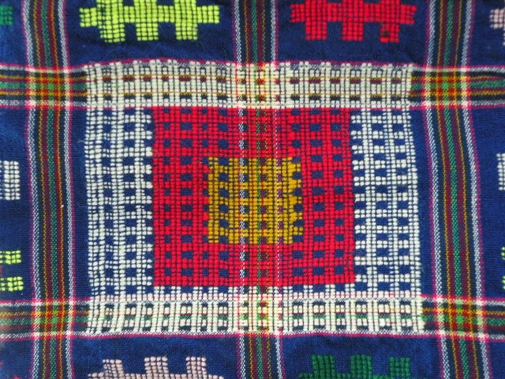 چادرشب بافی هنر زنان قاسم آباد گیلان