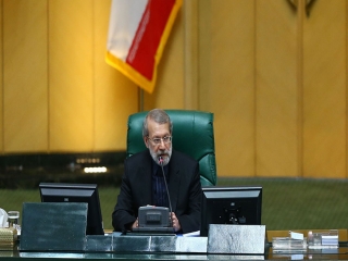 پاسخ «لاریجانی» به رد صلاحیت تعدادی از نمایندگان در شورای نگهبان