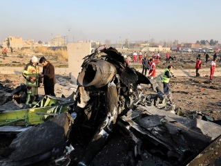 عذرخواهی دو نماینده مجلس از مردم به دلیل سانحه هواپیمای اوکراینی