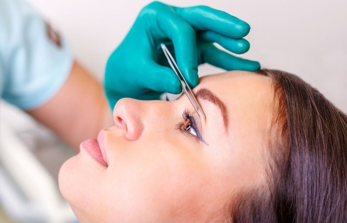 عمل پلک چشم یا بلفاروپلاستی