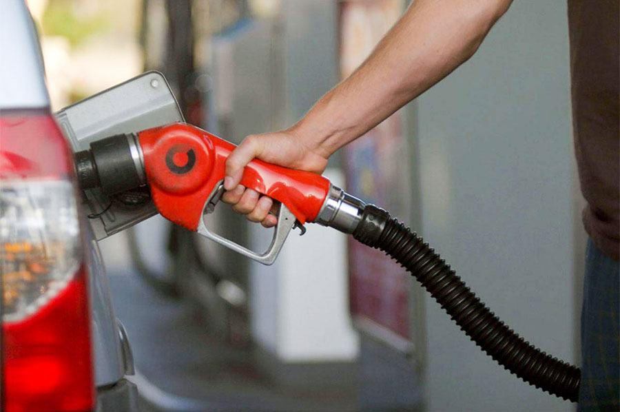سهمیه بنزین خودروها امشب واریز می شود - Gasoline quota for cars will be deposited tonight