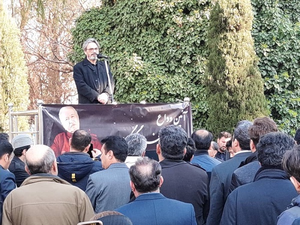 حسین علیزاده در مراسم ختم فرود گرگین پور