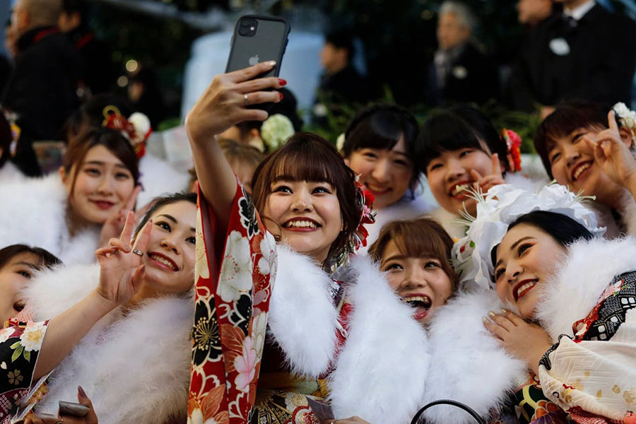 جشن ورود دختران ژاپنی به سن 20 سالگی
