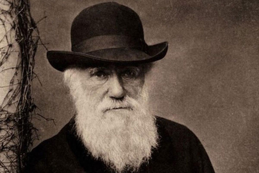 12 فوریه ، زادروز چارلز داروین (بنیانگذار نظریه‌ی فرگشت)