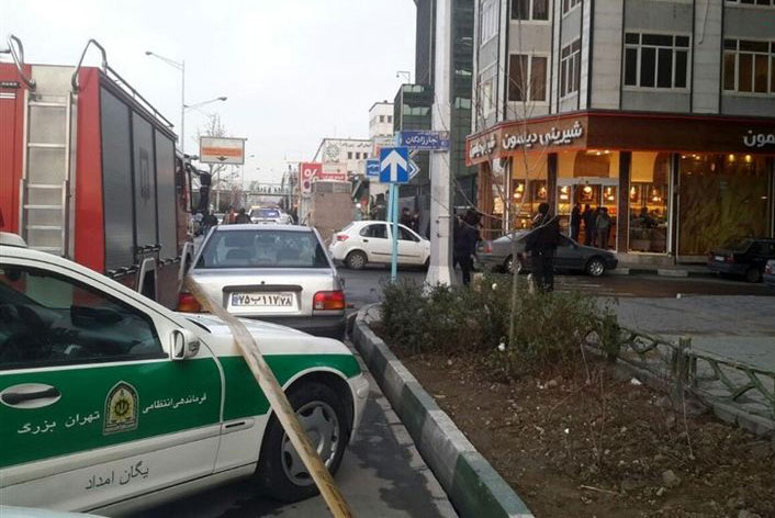 جزئیات گروگانگیری 3 ساعته در شیرینی فروشی غرب تهران - Details of the 3-hour hostage in a pastry shop