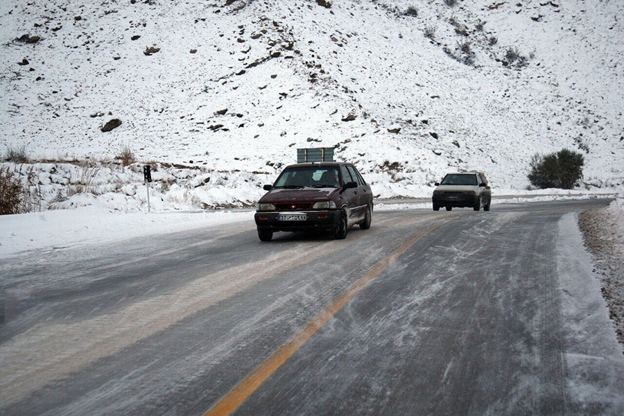 ممنوعیت تردد در محور کرج -چالوس بدون زنجیر چرخ - Prohibition of traffic on Karaj-Chalus axis without Snow chains