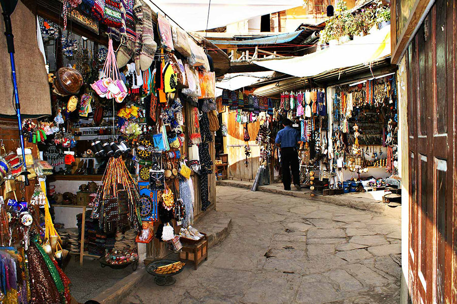 ورود گردشگران به ماسوله ممنوع شد - Tourists were not allowed to enter Masouleh ورود گردشگران به ماسوله ممنوع شد - Tourists were not allowed to enter Masouleh