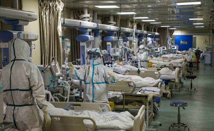 بخش مراقبت‌های ویژه بیماران مبتلا به کرونا در بیمارستانی در ووهان چین