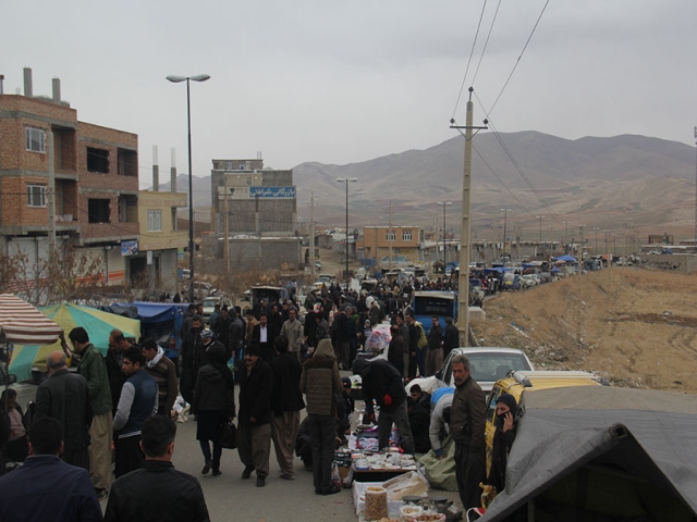 بازار سقز به دلیل کرونا یک هفته تعطیل شد بازار سقز به دلیل کرونا یک هفته تعطیل شد
