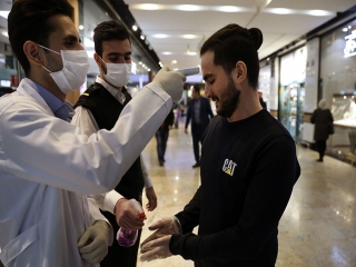 تعداد مبتلایان به ویروس کرونا در ایران به 2922 نفر افزایش یافت