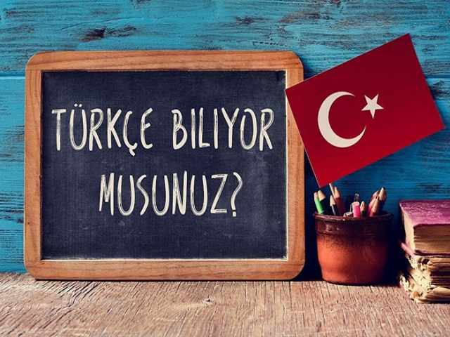اهمیت یادگیری زبان ترکی استانبولی برای زندگی در ترکیه