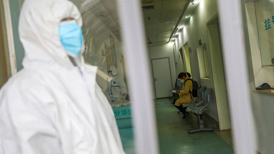 بهبود بیمار 100 ساله مبتلا به کرونا در چین - Improving 100 year old corona disease patient in China بهبود بیمار 100 ساله مبتلا به کرونا در چین - Improving 100 year old corona disease patient in China