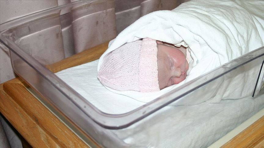 نخستین نوزاد مبتلا به کرونای جهان در مشهد متولد شد - Newborn baby tests positive for coronavirus in Iran