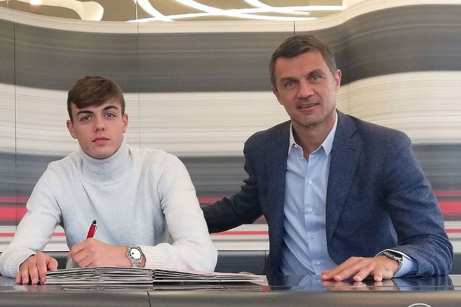 پائولو مالدینی و پسرش به کرونا مبتلا شدند - Paolo Maldini and his son became infected with Corona پائولو مالدینی و پسرش به کرونا مبتلا شدند - Paolo Maldini and his son became infected with Corona