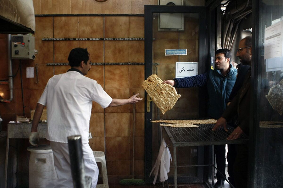 نانواییهای تهران تعطیل نخواهد شد - Tehran bakeries will not be closed نانواییهای تهران تعطیل نخواهد شد - Tehran bakeries will not be closed