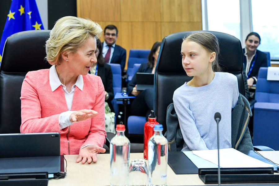 حضور گرتا تونبرگ فعال نوجوان محیط زیستی در جلسه کمیسیون اروپا در شهر بروکسل بلژیک