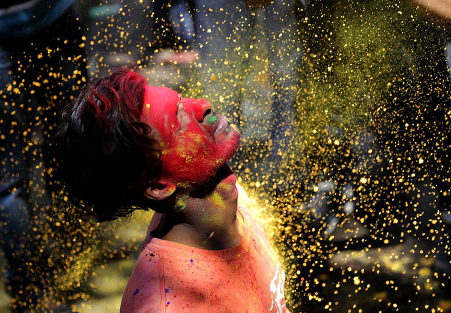 جشنواره رنگ در شهر کلکته هند