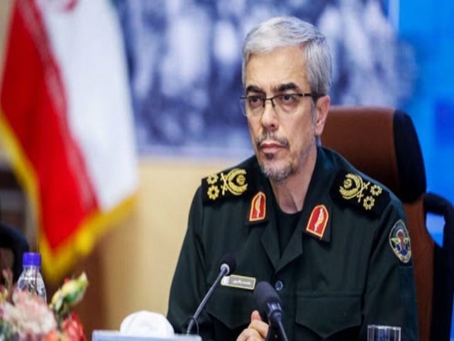 رئیس ستاد کل نیروهای مسلح : آمریکاییها نظرسویی به ایران داشته باشند، با شدیدترین عکسالعمل مواجه میشوند رئیس ستاد کل نیروهای مسلح : آمریکاییها نظرسویی به ایران داشته باشند، با شدیدترین عکسالعمل مواجه میشوند