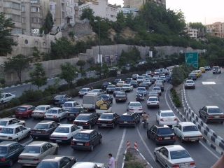 دکتر زالی: ترافیک مناطق مرکزی تهران 75 درصد افزایش یافته است