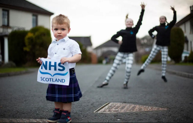 قدردانی از کادر درمانی برای مداوای بیماران کرونایی در اسکاتلند