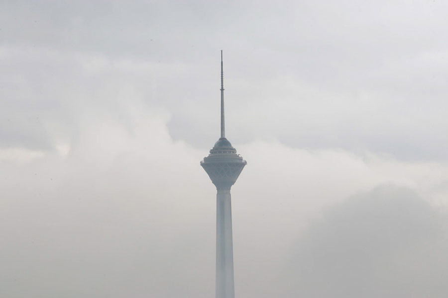 شهر تهران در مه شدید و زیبایی دوچندان شهر