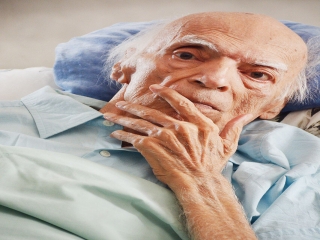 خاکسپاری نجف دریابندری در کنار فهمیه راستکار در کرج