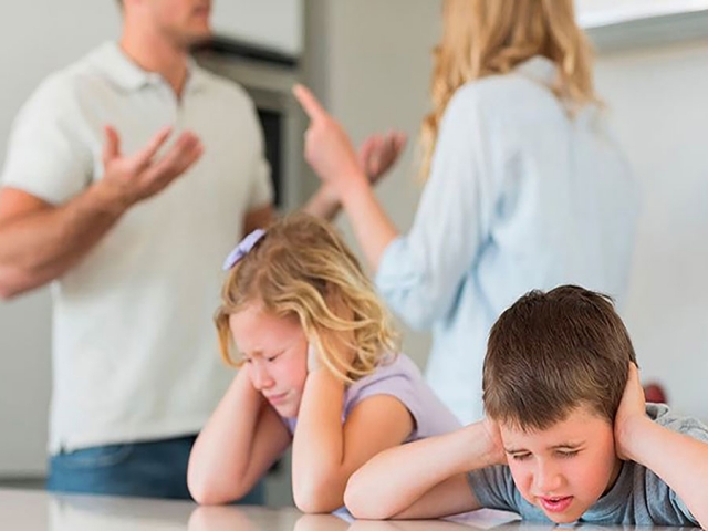 چگونه با فرزندم درمورد طلاق صحبت کنم ؟؟؟
