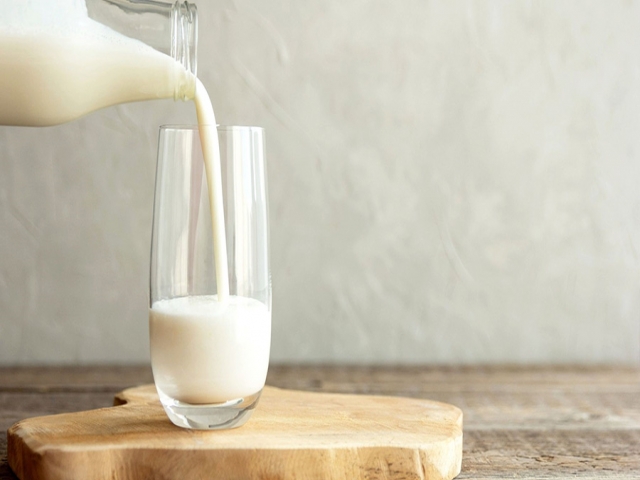 سرانه مصرف شیر به 80 کیلو در سال کاهش یافت