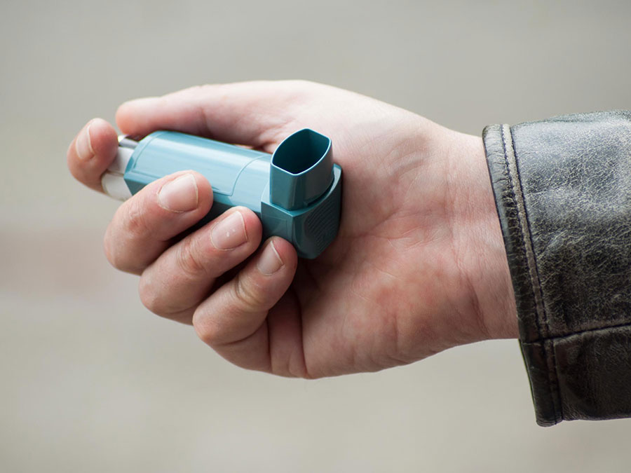 ابتلا به آسم بر افزایش شدت کرونا تاثیری ندارد - Having asthma does not increase the severity of corona