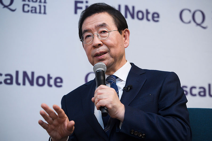 جسد شهردار سئول ساعاتی پس از گم شدن پیدا شد - Mayor of Seoul found dead after going missing جسد شهردار سئول ساعاتی پس از گم شدن پیدا شد - Mayor of Seoul found dead after going missing