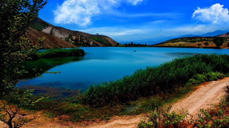 4 دریاچه ی زیبا در ایران که باید حتما بشناسید!