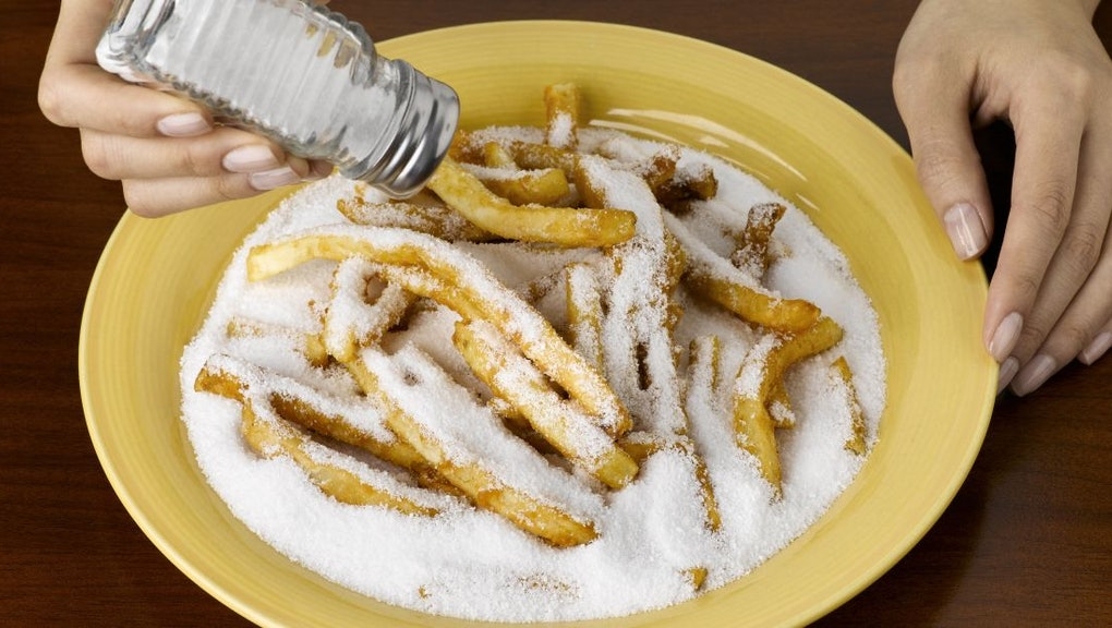 غذایی که بیش از حد نمک یا ادویه دارد را چطور اصلاح کنیم؟
