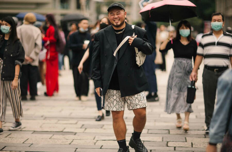 استایل‌ های خیابانی عجیب مردان در هفته مد تایوان