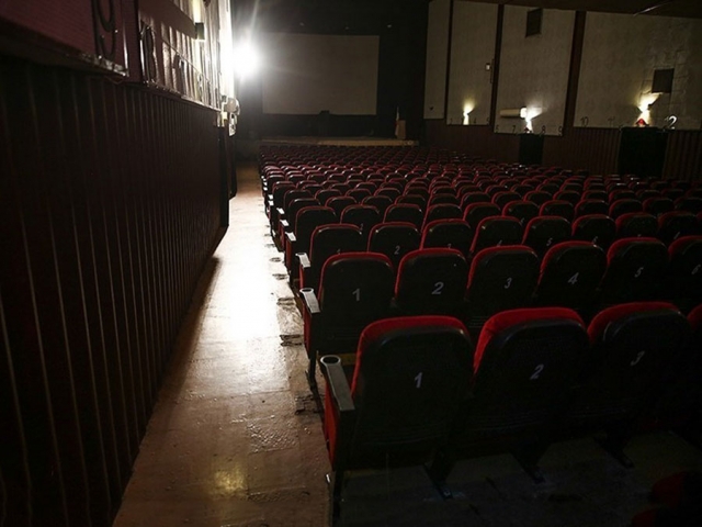 سالن‌های سینما و تئاتر تا 18 مهر تعطیل شدند