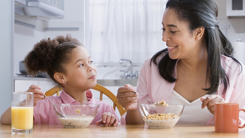 چگونه کودک خوش صحبت تربیت کنم ؟